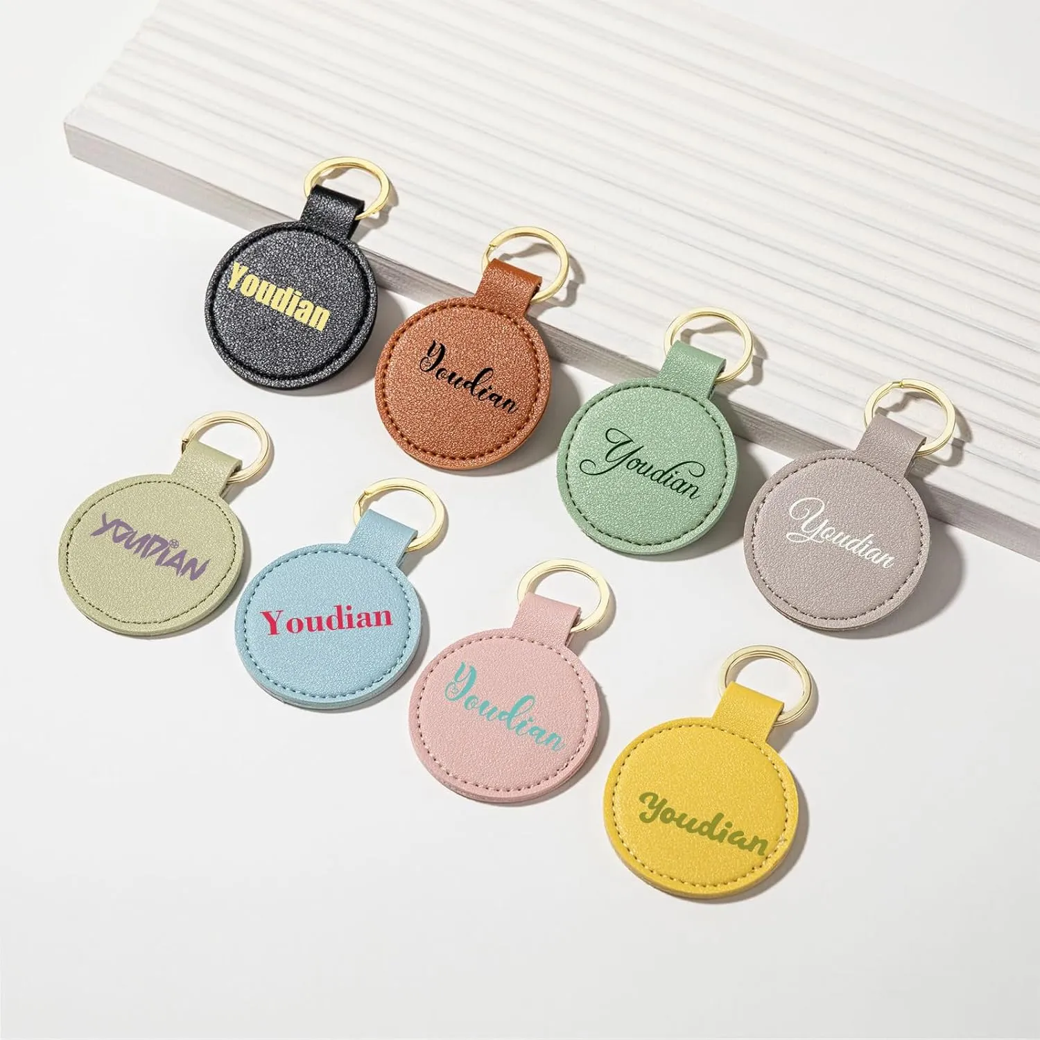 2pcs Personalised Leather Keychain Custom Keychain Personalised Round Keychain for Men and Women