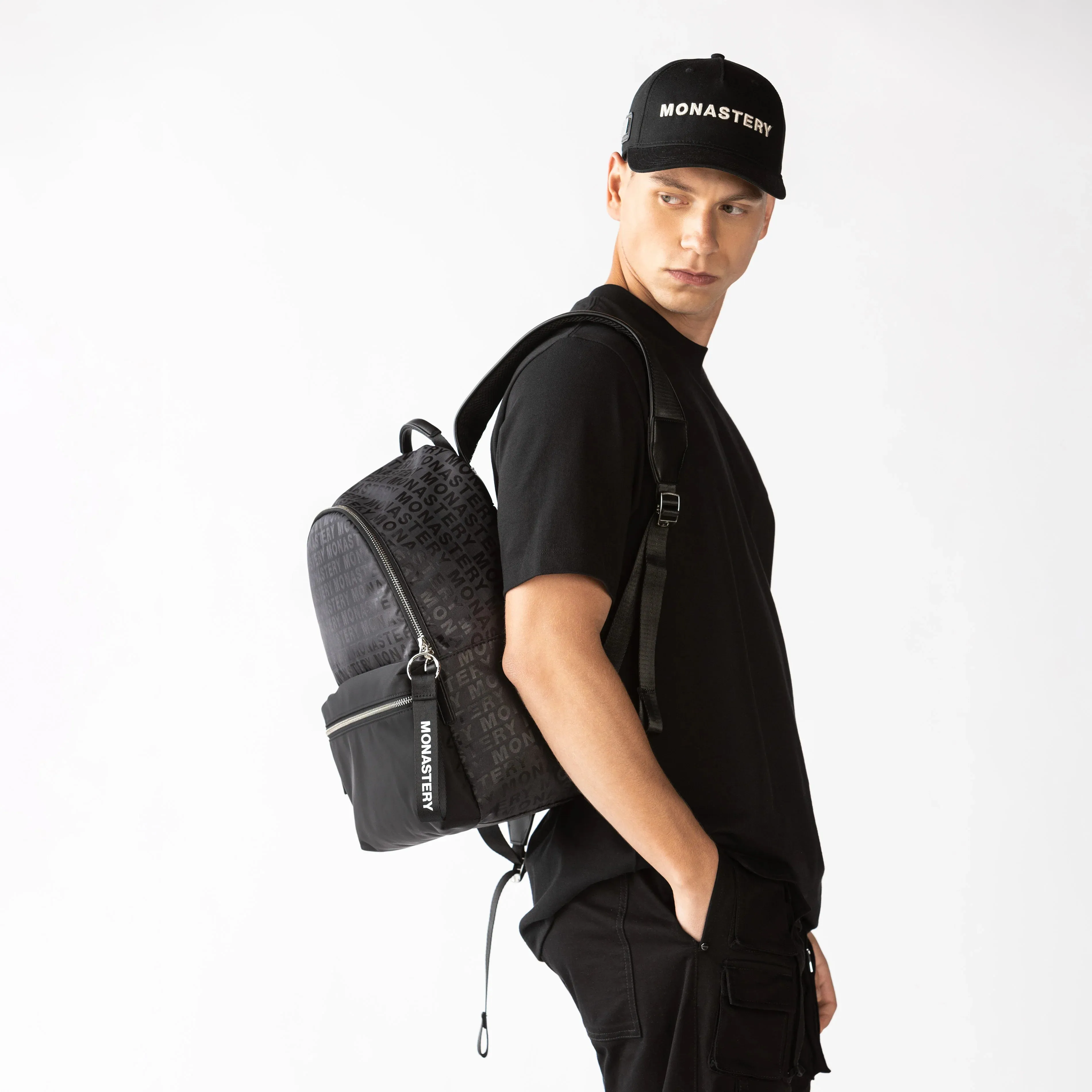 BACKPACK UNISEX BASIC THOT