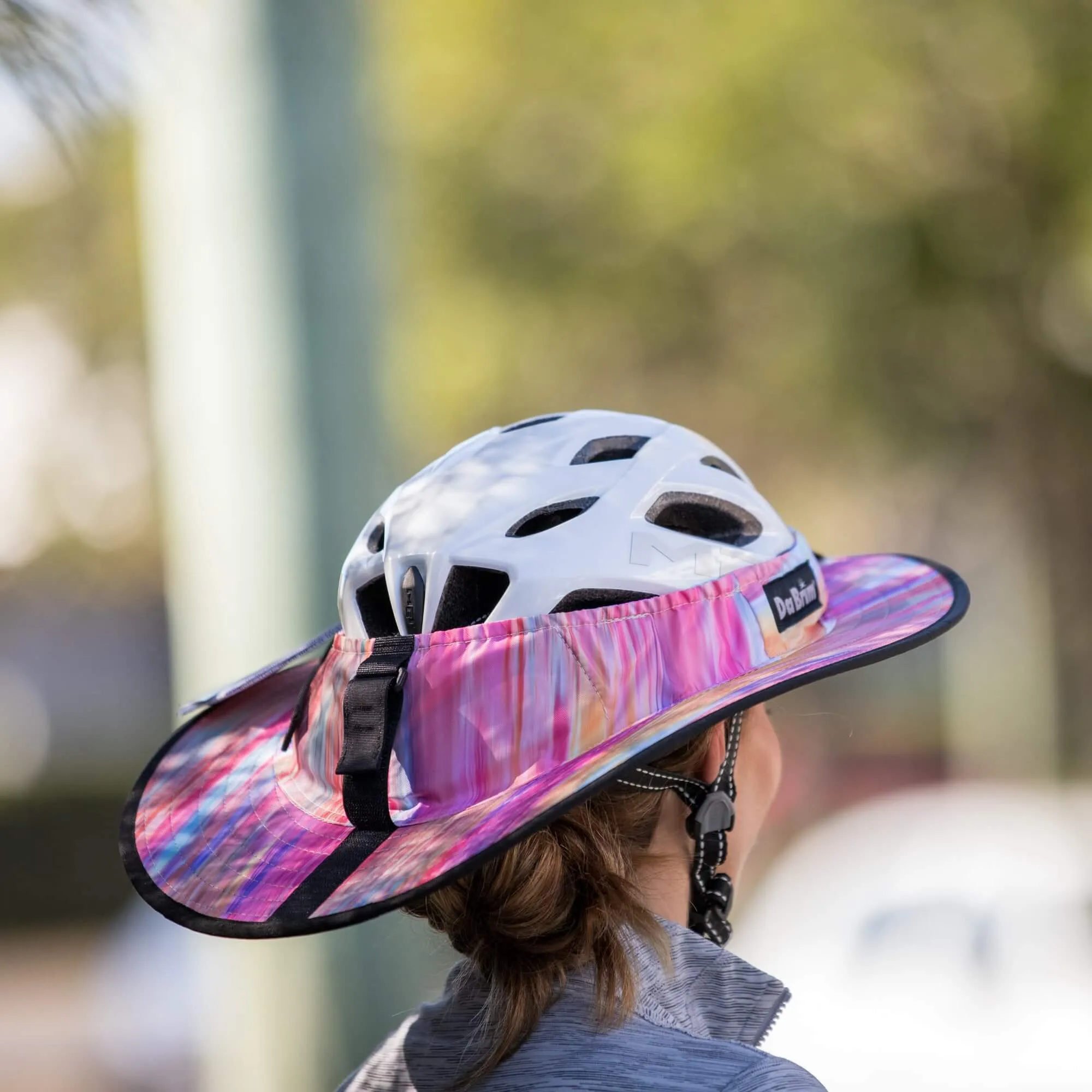 CYCLING SPORTY HELMET BRIM