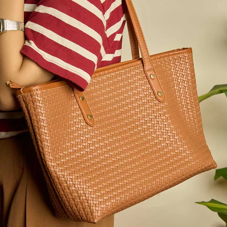Dazzle By Sarah - Drifter (Brown) Cross Body Bags