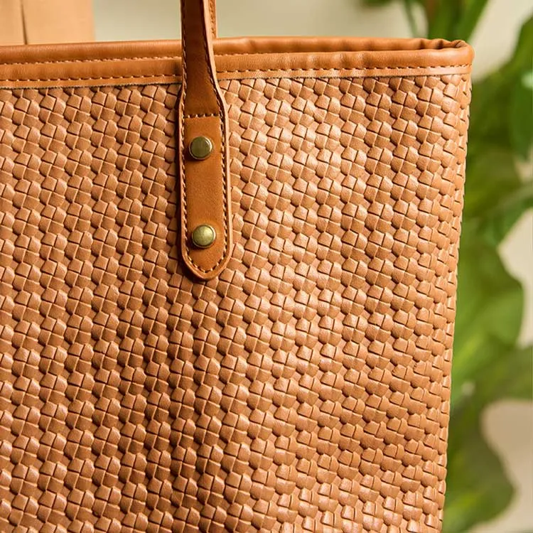 Dazzle By Sarah - Drifter (Brown) Cross Body Bags