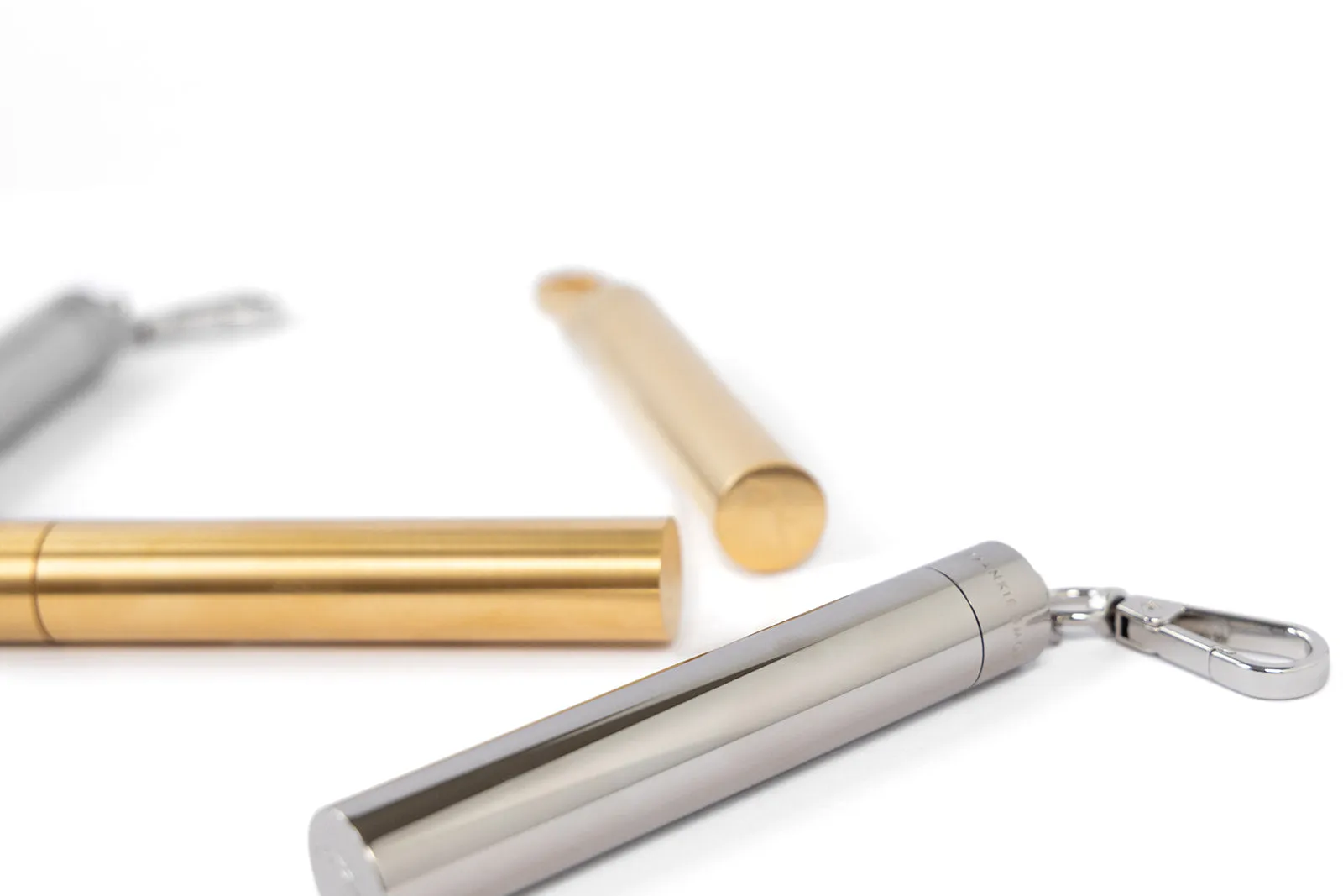 DOOBTUBE KEYCHAIN