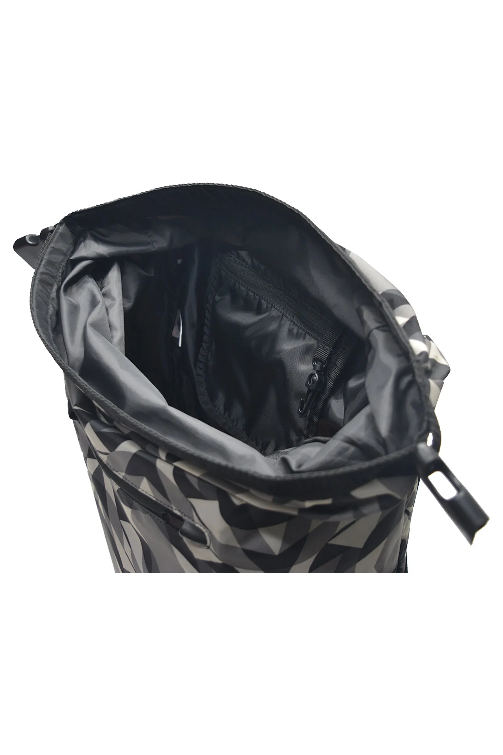Exclusive Camo Multiple Use Travelling Bag / Backpack for Men