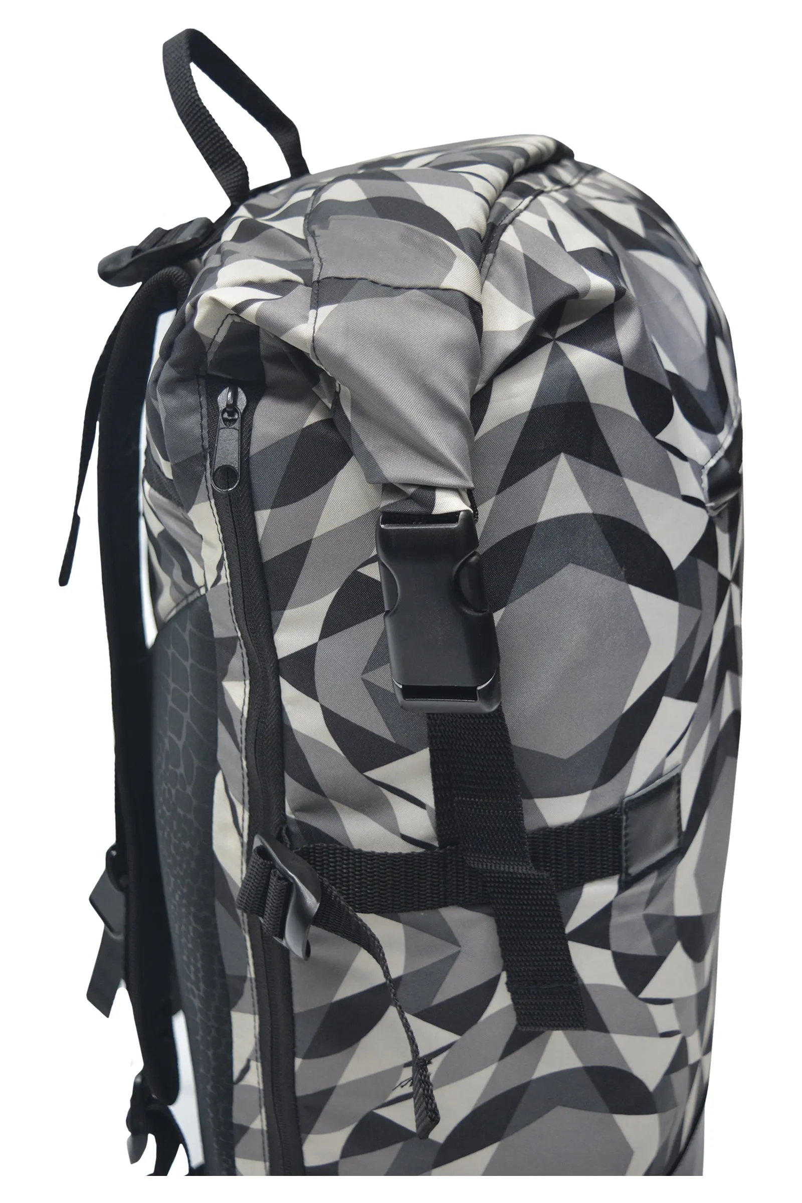 Exclusive Camo Multiple Use Travelling Bag / Backpack for Men