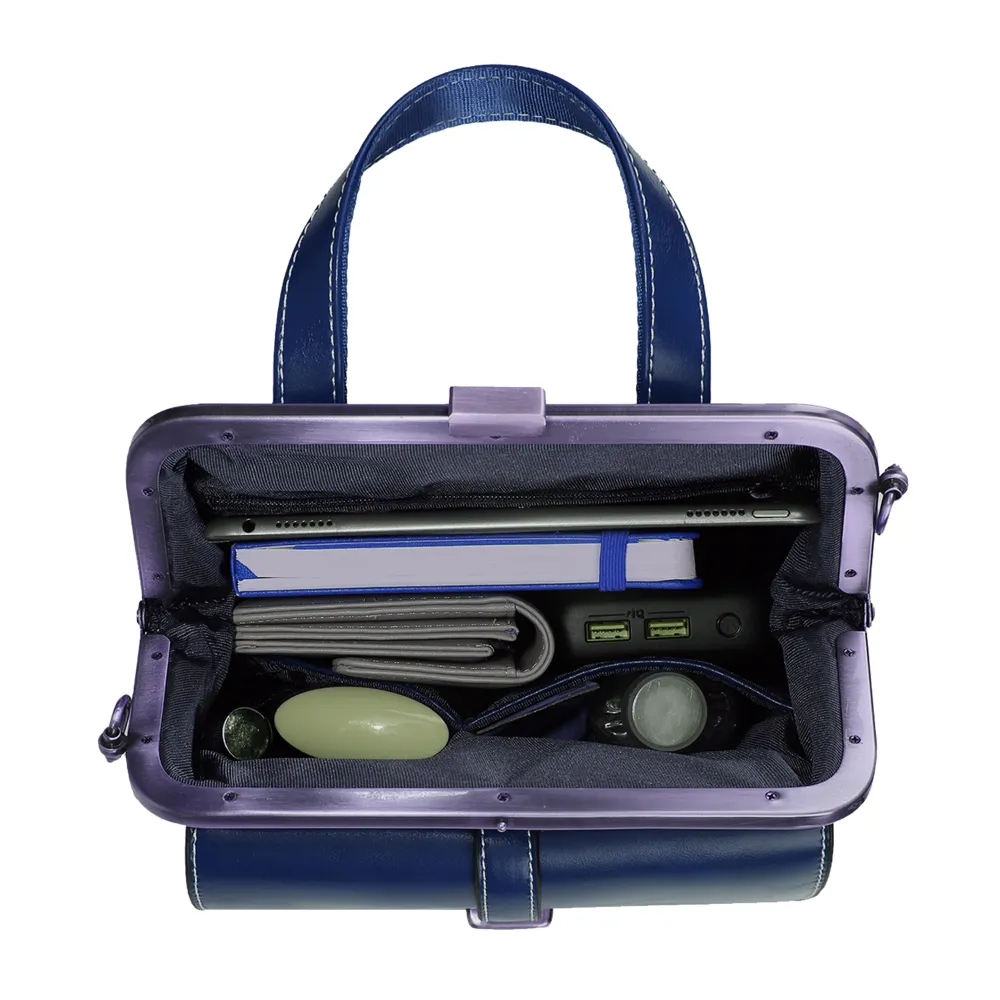 Graces wasserfester, wandelbarer Rucksack