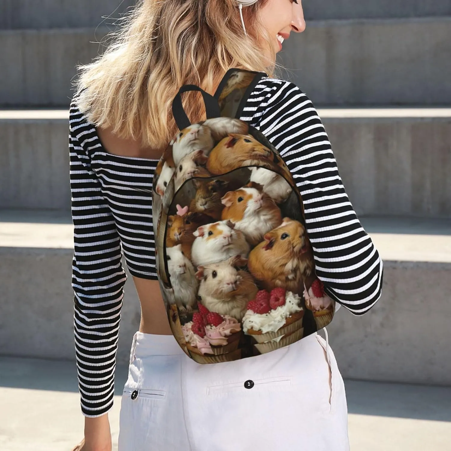 Guinea Pigs and Cupcakes print Hiking Backpack Casual Daypack Outdoor Travel Backpacks Bookbag for Men Women Adult