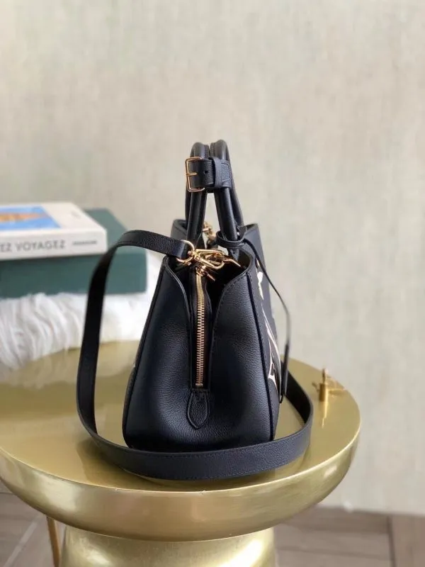 LOV2 Bags - Fashion Bags  1018