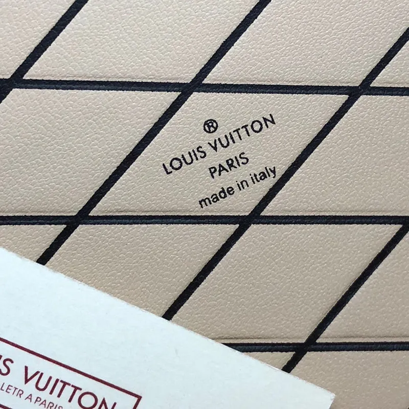 LOV2 Bags - Fashion Bags  1940