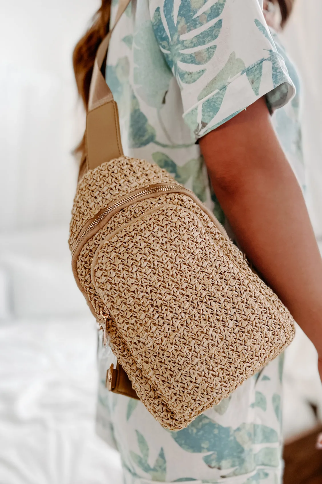 Open To Adventure Straw Sling Bag (Natural)