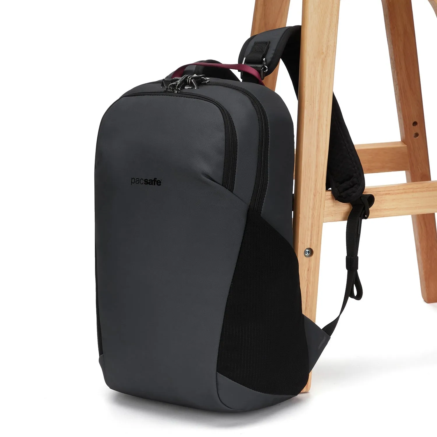 Pacsafe Vibe 20L anti-theft backpack
