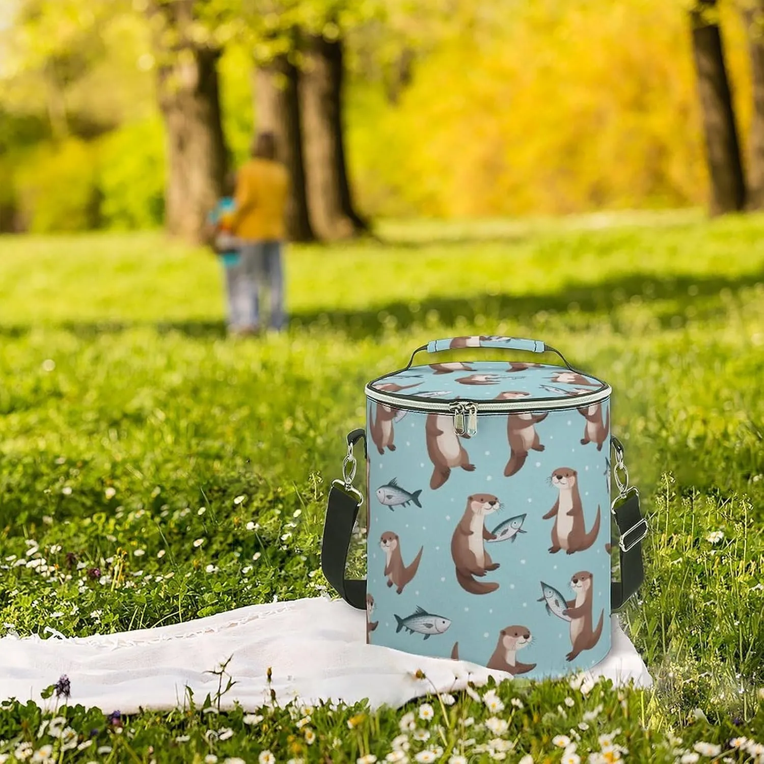 Portable Leak-Proof Cooler Bag with Sturdy Zipper and Handle for Outdoor Use