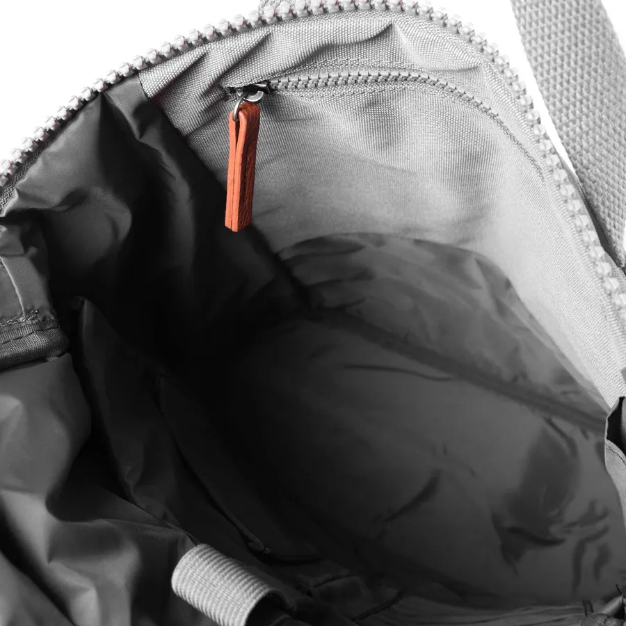 Roka Finchley A Medium Backpack - Stormy Grey