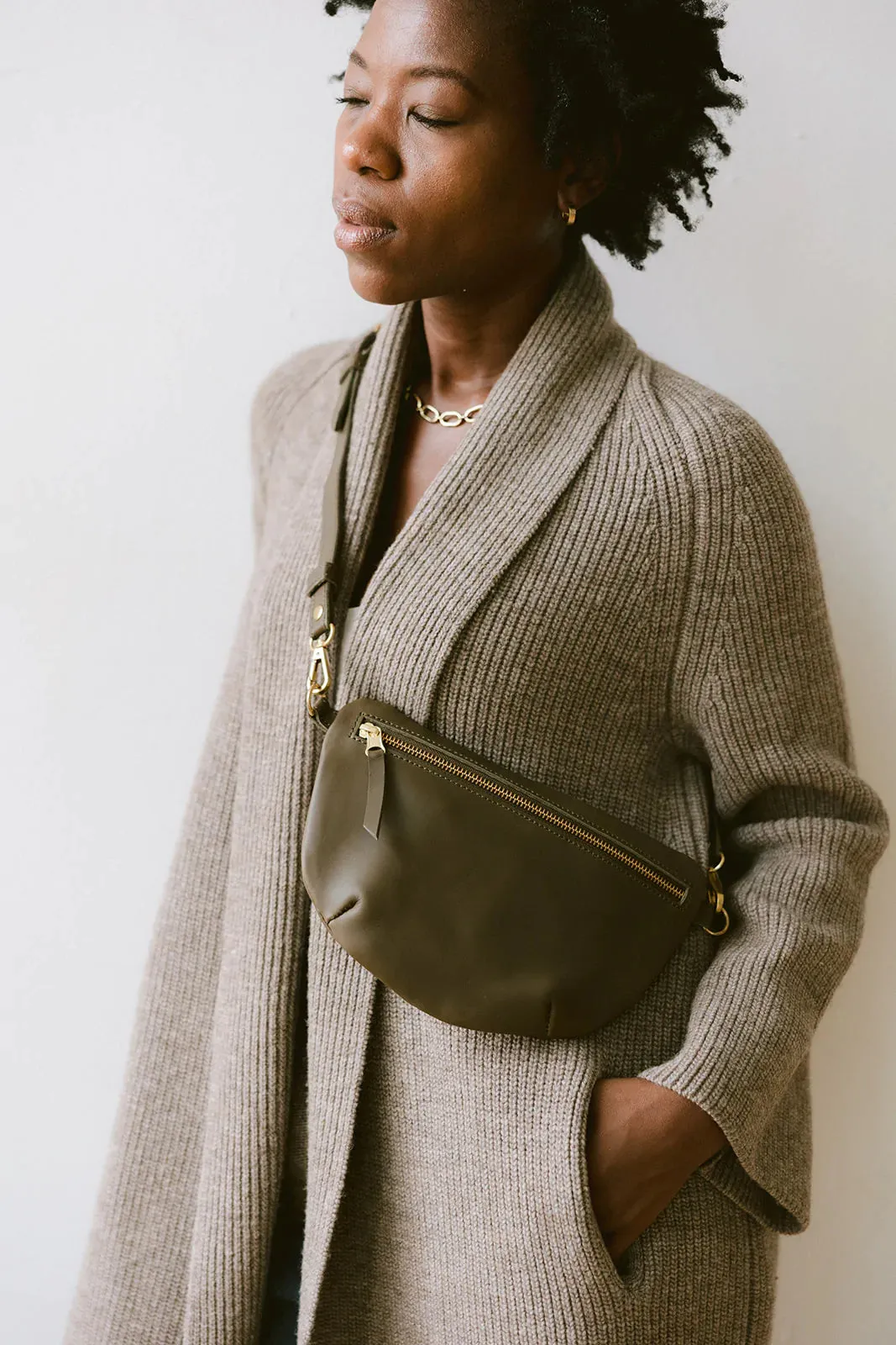 the abby alley sling bag (multiple colors)