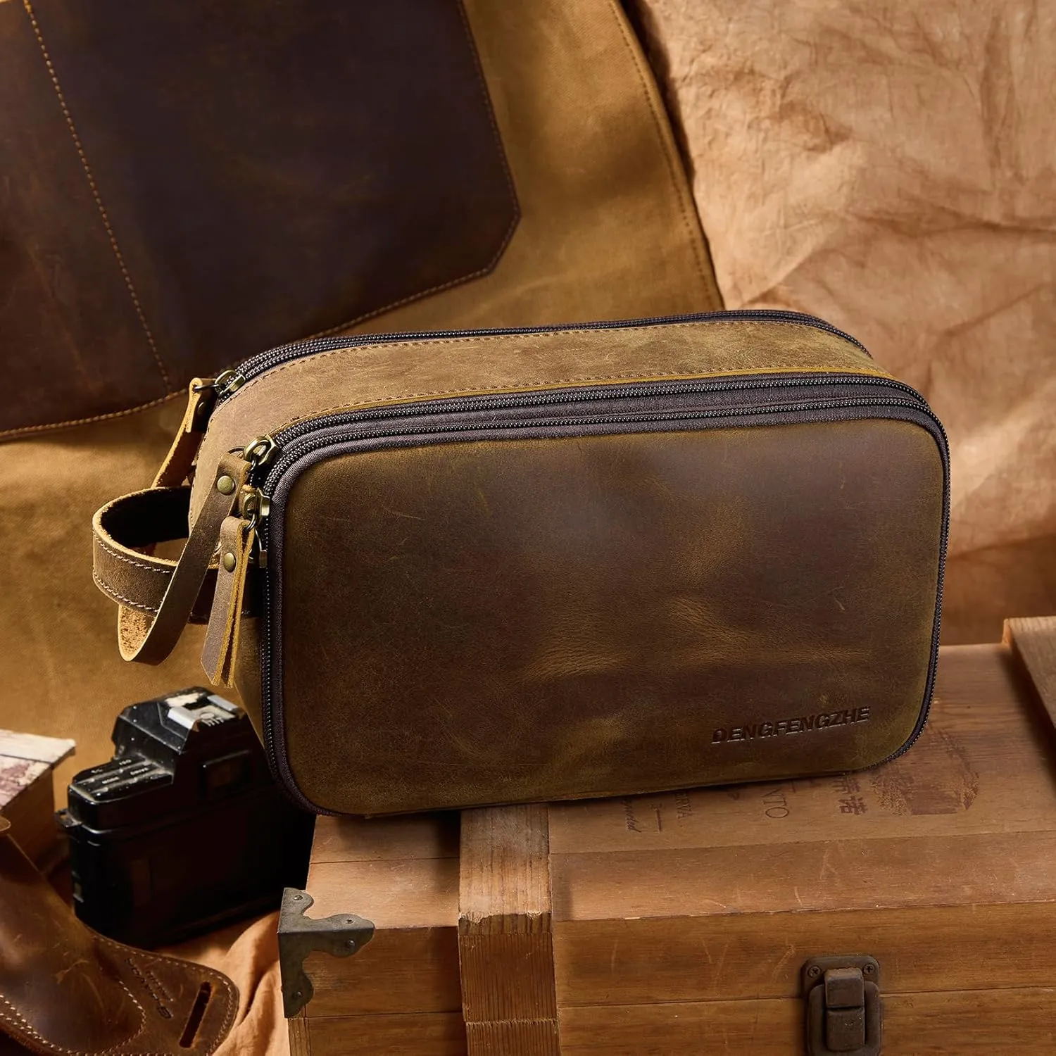 Toiletry Bag for Men, Full Grain Leather Travel Pouch Shaving Dopp Kit Bathroom Toiletries Organizer Bags (Distressed Brown)