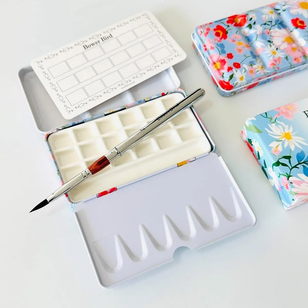 Travel Watercolor Palette,Portable Ceramic Palette 16 Well,Empty Paint Palette,Small Travel Metal Paint Boxwith Porcelain Palette (18Well Set)
