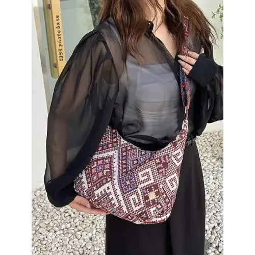Trendy Crossbody Bags