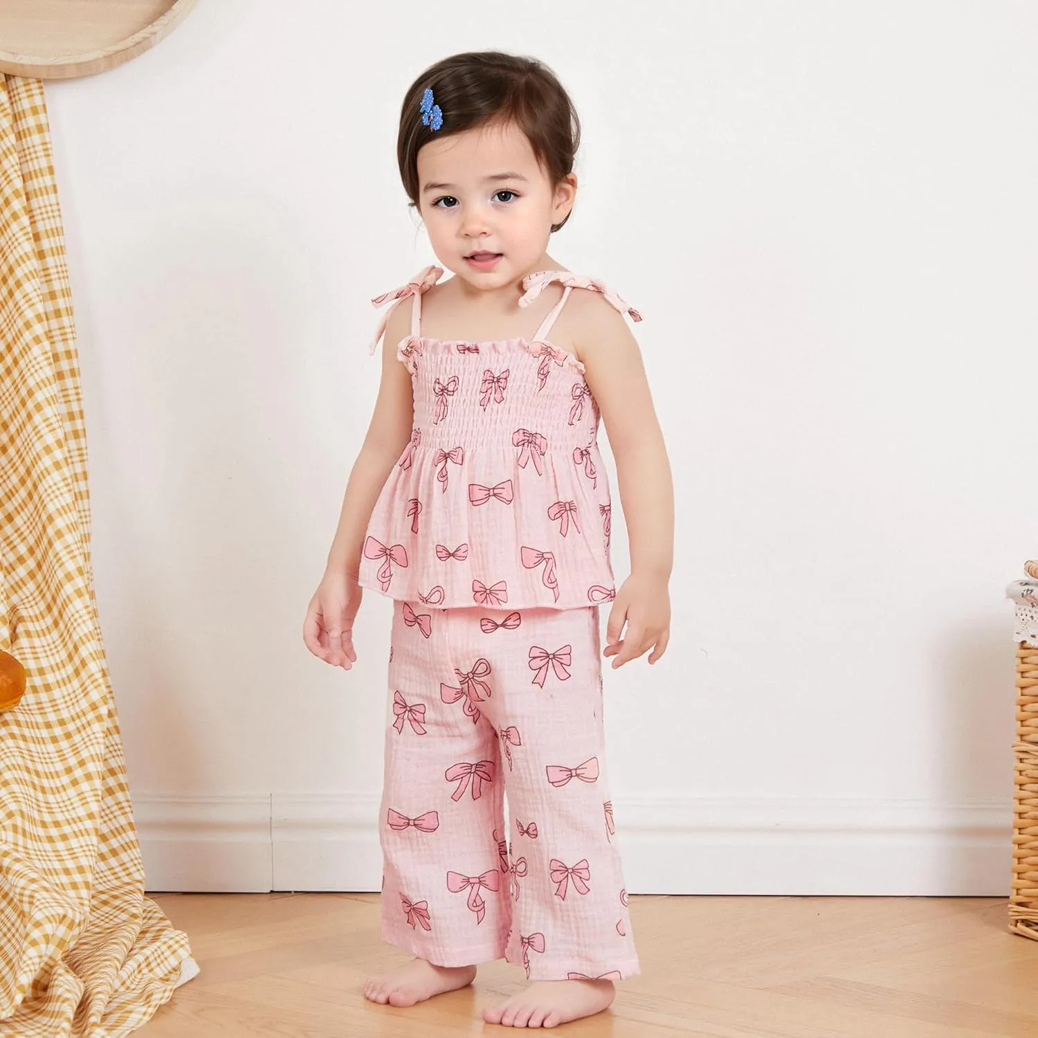VISGOGO Toddler Baby Girl Outfits Sleeveless Smocked Strap Camisole Linen Pants Bow Baby Summer Clothes