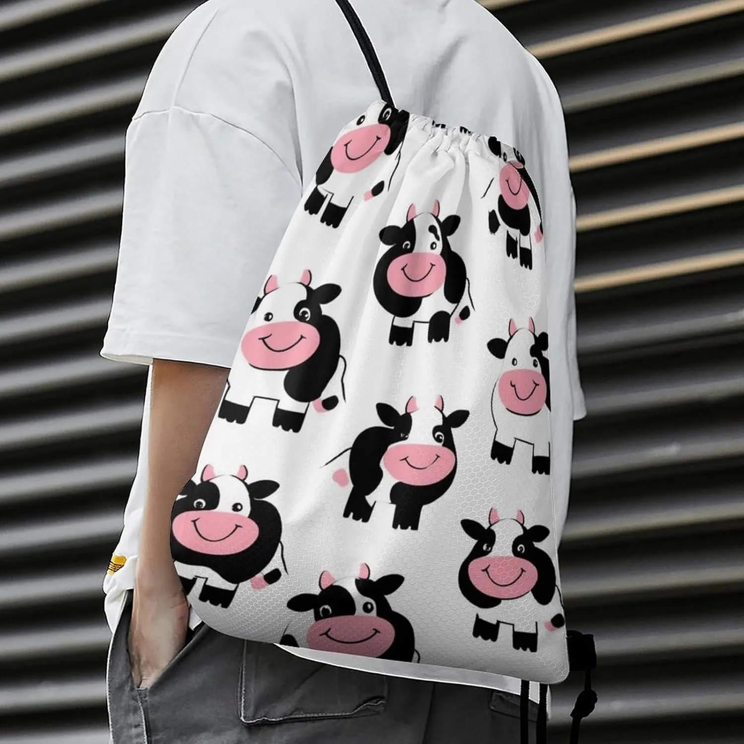 Waterproof Drawstring Bag Handbags, Cute Funny Milk Cow Print Gym Bag Sackpack Sports Backpack for Men Women, Large Capacity Shoulder Bags with Strap