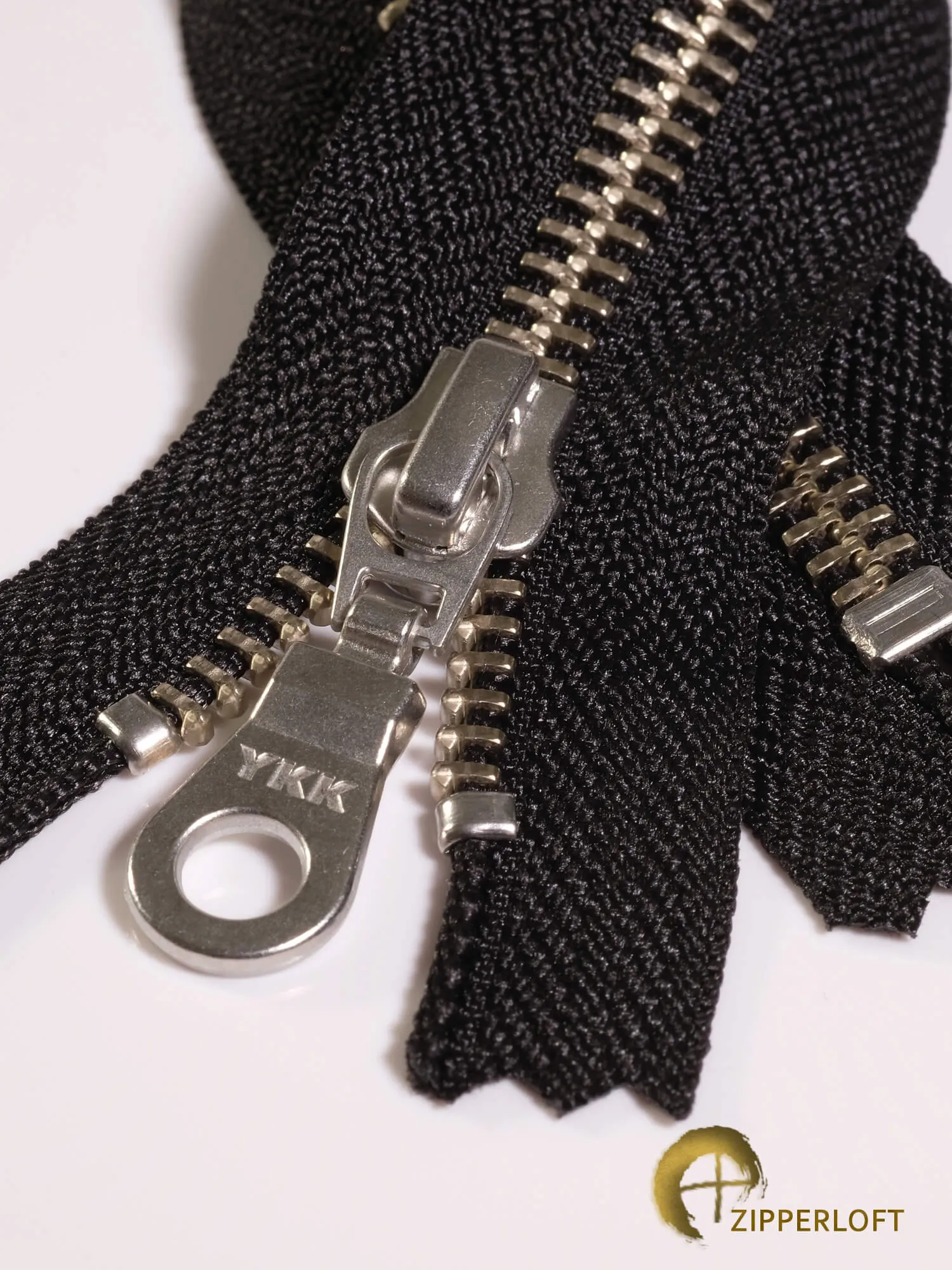 YKK #5 Nickel-Silver (5-16" / 12.7-40.7cm) - 580 Black