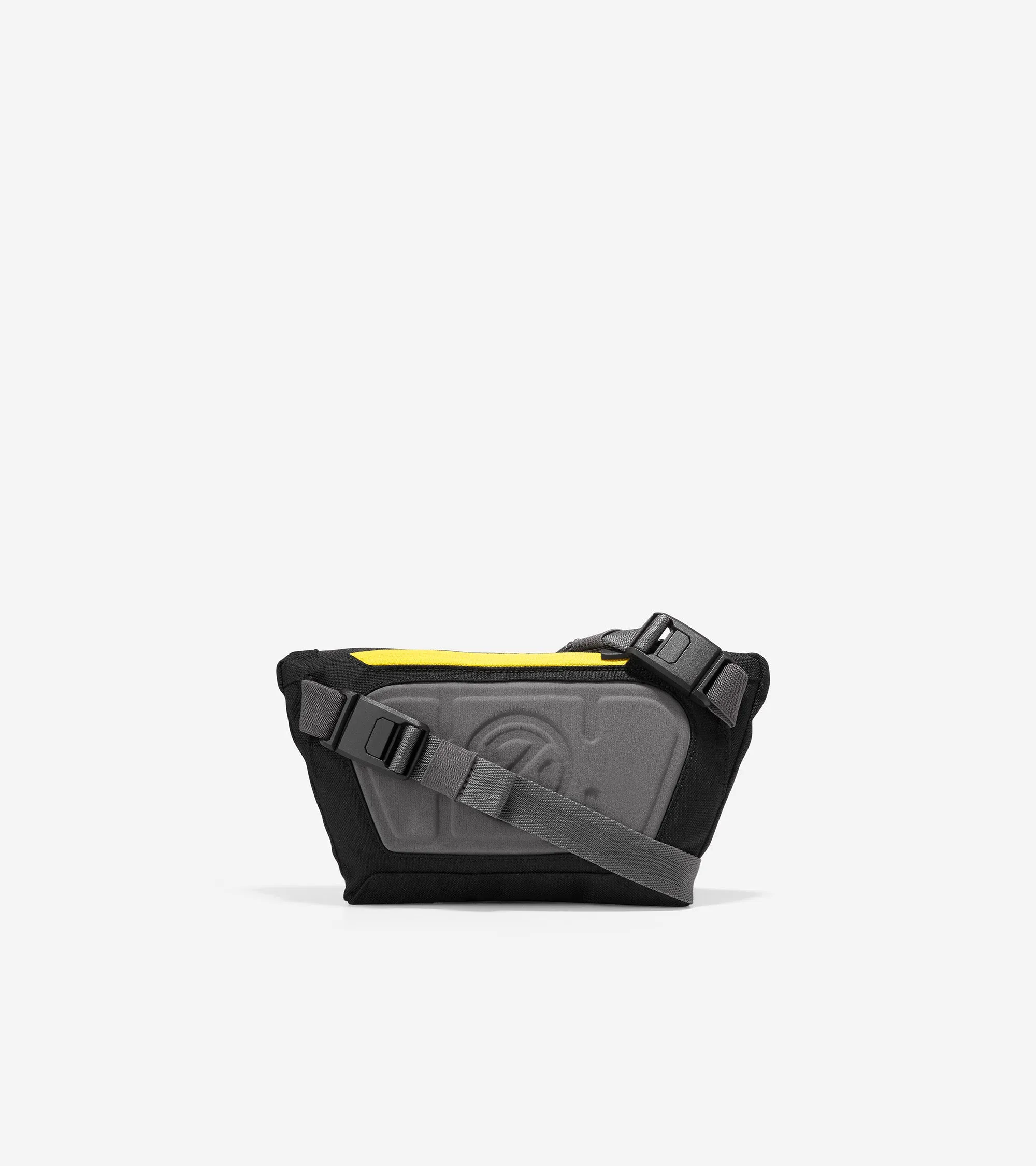 ZERØGRAND Crossbody